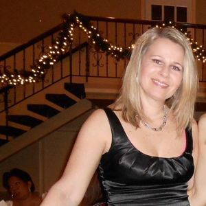 Meet your Posher, Eva